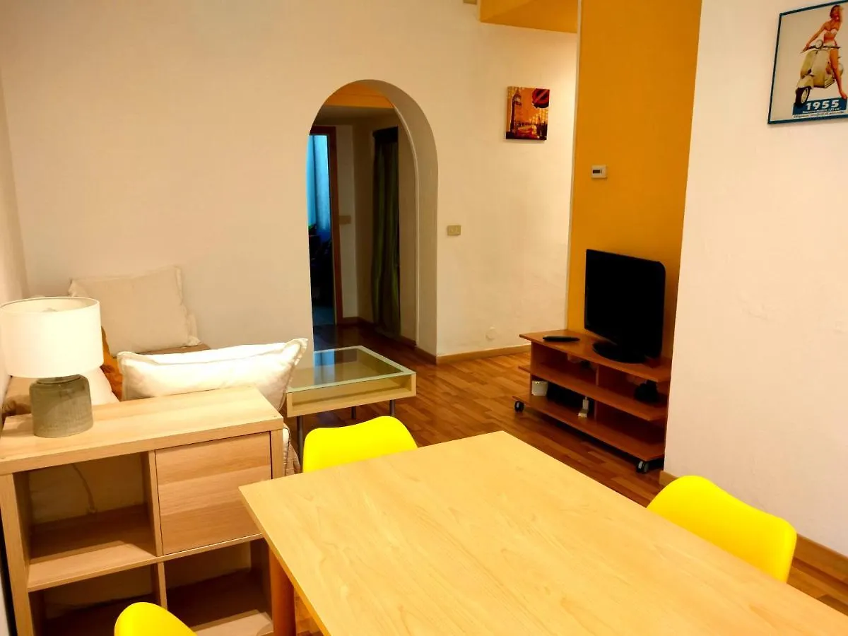 Love 4 Home @ Porta Romana Milan Italy